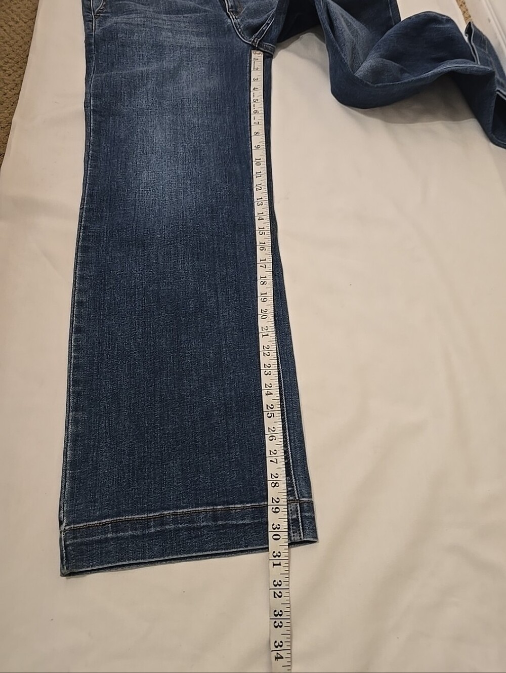Judy Blue Denim Straight Leg Jeans in Medium Blue Wash - Picture 6 of 9